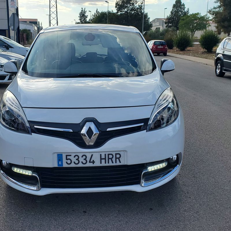RENAULT Scénic Dynamique Energy dCi 110 eco2 2012 AUTOMÁTICA: Catálogo de AUTOMOVILES MORAUTO SL