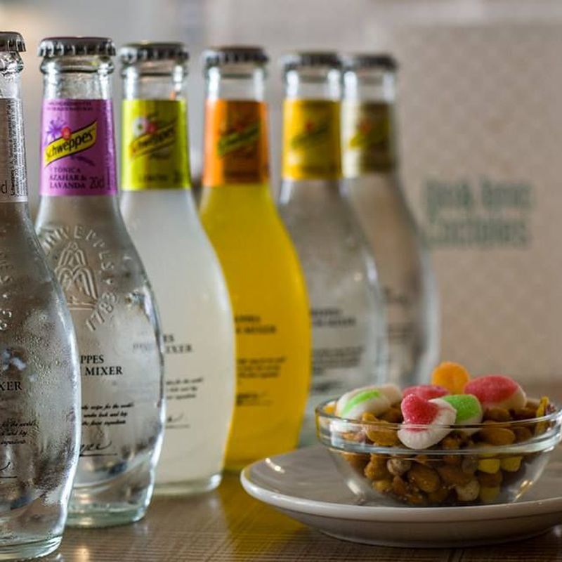 Cócteles: Servicios y Carta de Gastrobar La Unión