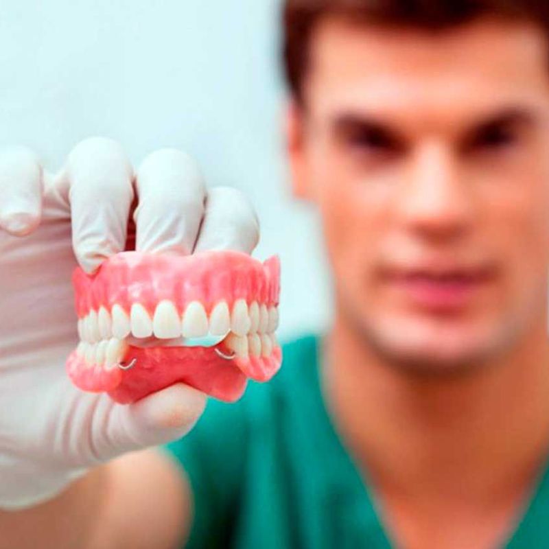 Prostodoncia: Servicios de Clínica Sasermed Dental Buhaira