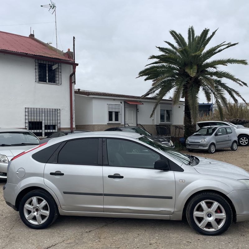 Ford focus 1.6 hdi 90 cv del 2005 con 230.000 km: Stock de Vehículos de El Truekke