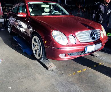 Mercedes W211 - Neumáticos Falken