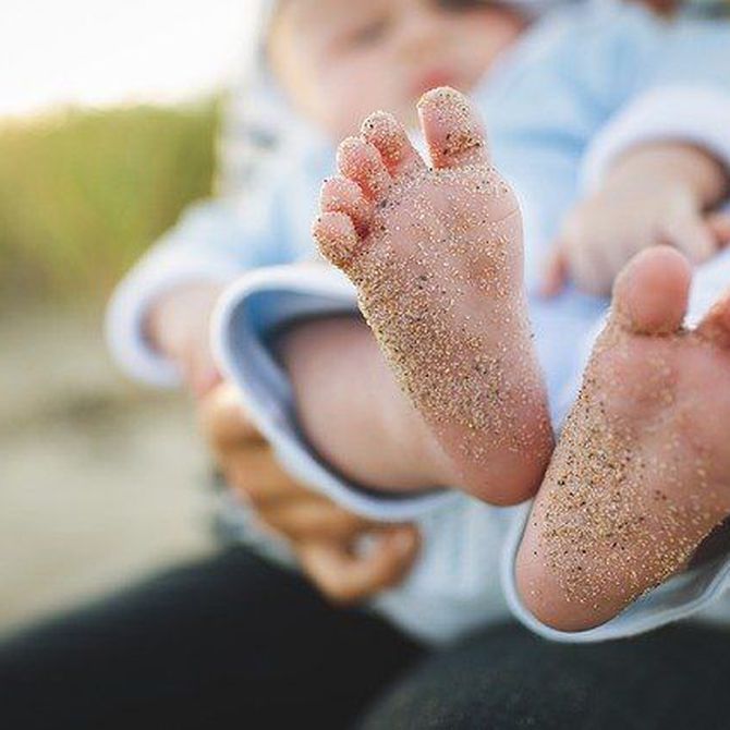 Los consejos a seguir para cuidar los pies del bebé
