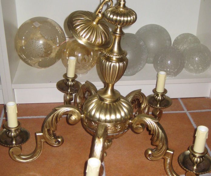 Lámpara de bronce de 5 luces
