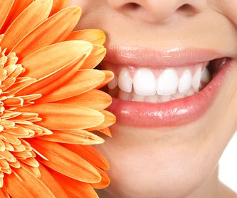 Odontología general: Tratamientos Dentales de Clínica Dental La Mallola