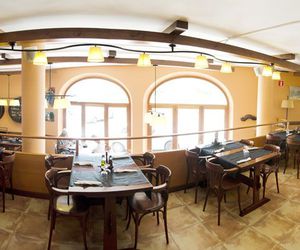 Restaurante con menú y carta
