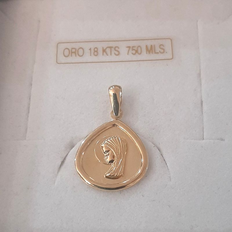 Medalla Virgen niña: Catálogo de Joyería Izquierdo