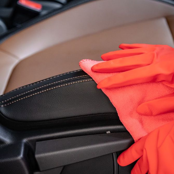 Ventajas de limpiar el interior de tu coche de manera frecuente