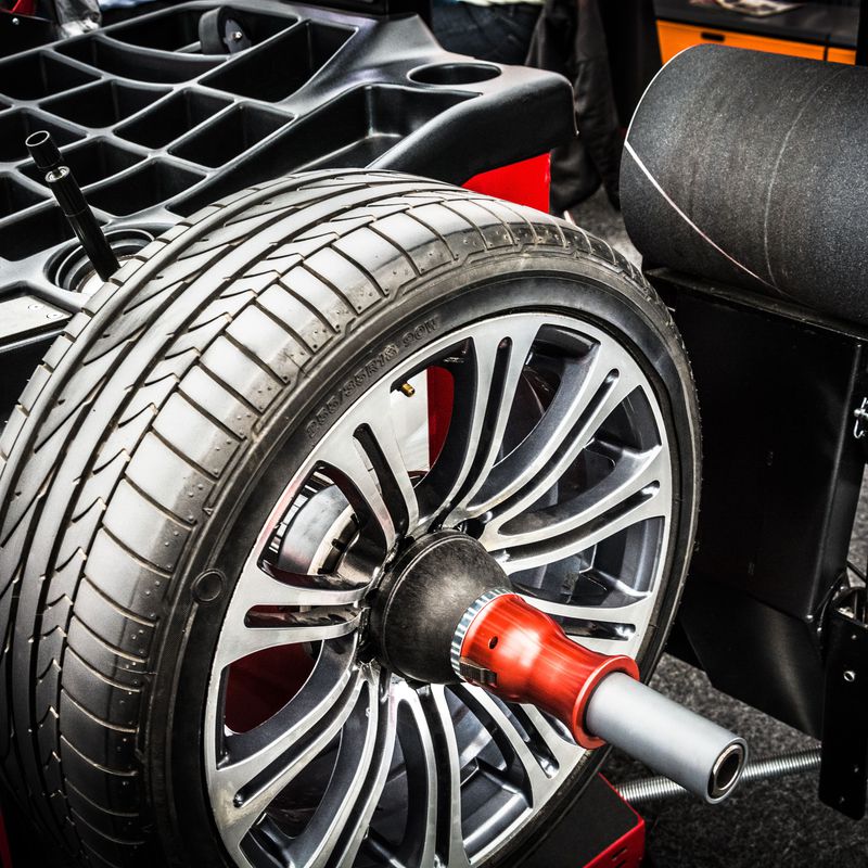 Montaje de neumáticos: Servicios de Talleres Montalvo