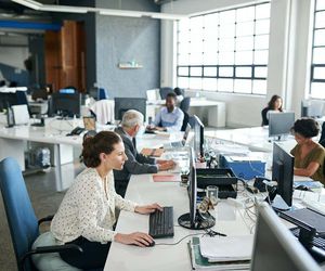 Aislamiento acústico en oficinas: Cómo mejorar la productividad y el bienestar