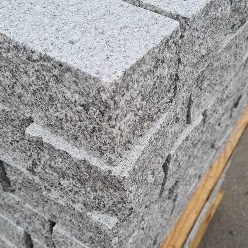 Adoquín / Cobblestone