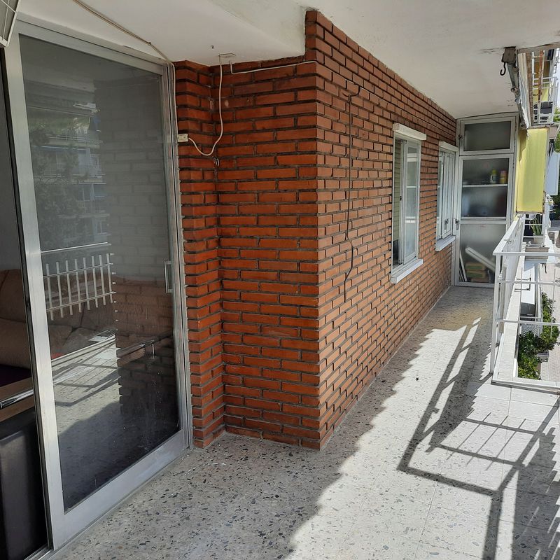 Estupendo piso de 4 habitaciones con terraza en Móstoles Norte:  de Vicente Palau Jiménez - Agente Inmobiliario