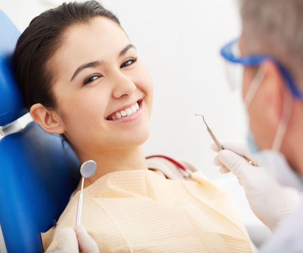 Lo que debes saber sobre los implantes dentales
