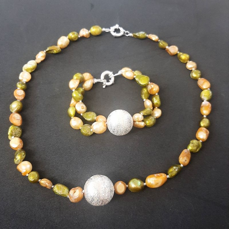 CONJUNTOS DE COLLARES Y PULSERAS: Catálogo de Joyería Izquierdo