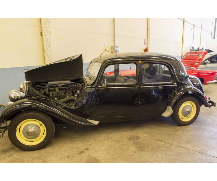 Reparaciones y restauraciones coches de época: Servicios de Talleres Pauton
