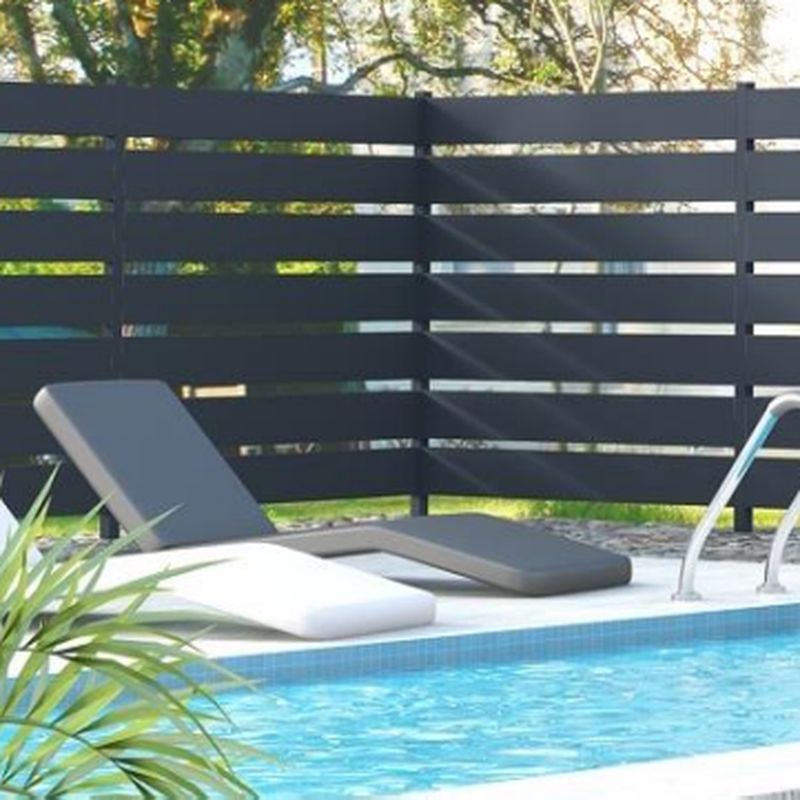Seguridad e intimidad con nuestras vallas para piscinas en Llavaneres