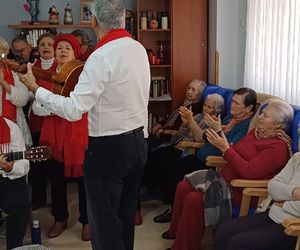 CELEBRAMOS LA NAVIDAD