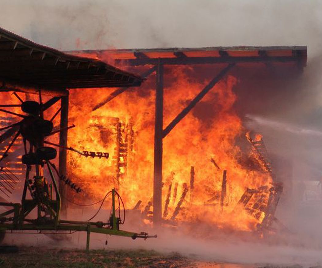 ¿Cómo afecta el fuego a las estructuras?