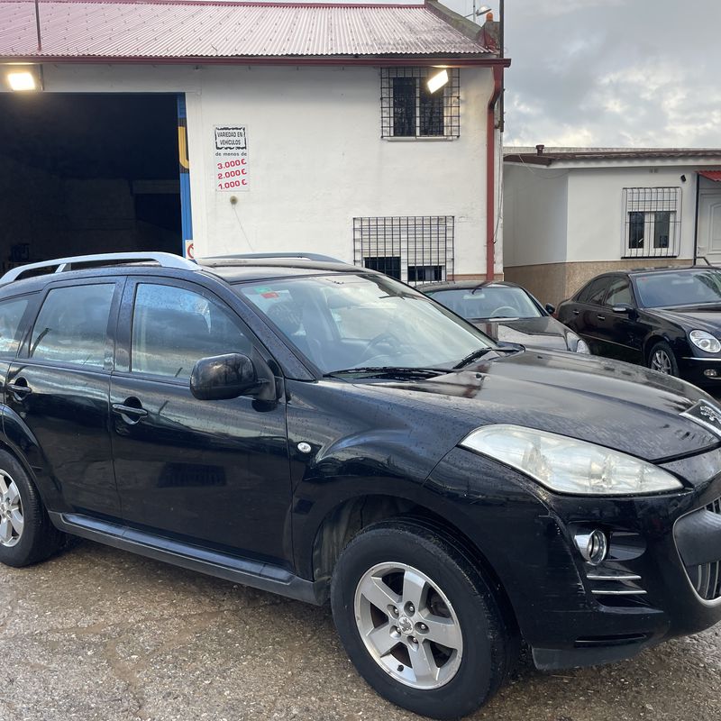 Peugeot 4007 2.2 hdi 155 cv del 2009 con 290.000 km 4x4: Stock de Vehículos de El Truekke