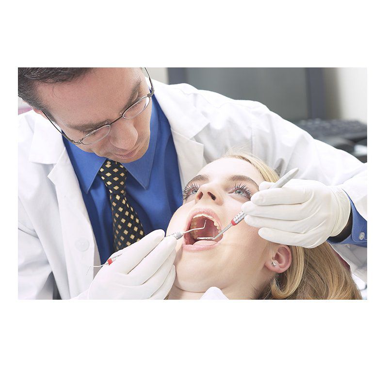 Periodoncia: Servicios de Dental Implantes