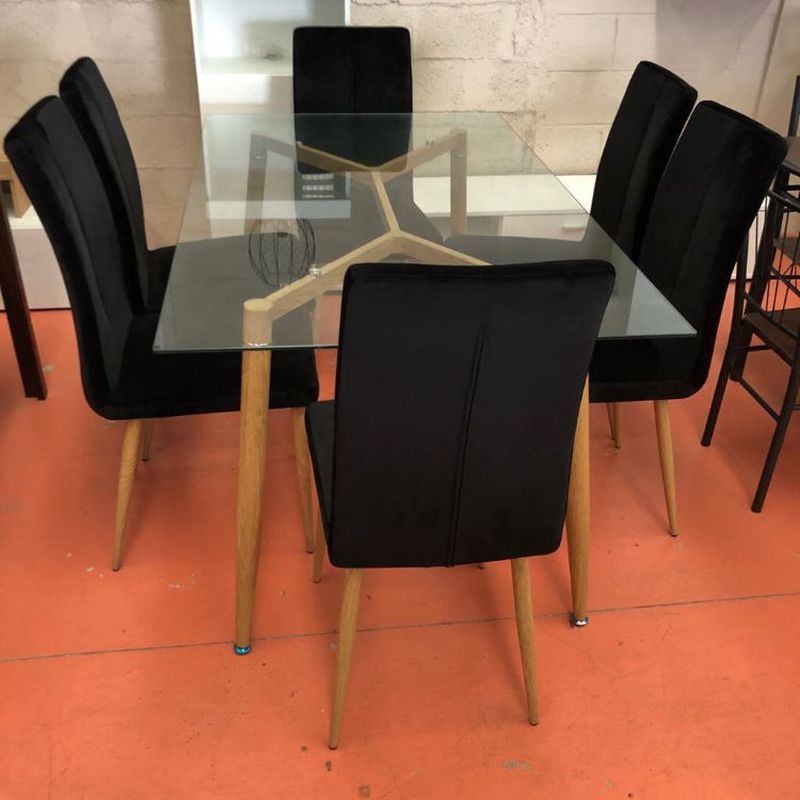 Mesa de cristal con 6 sillas negras: Productos de Remar Castellón