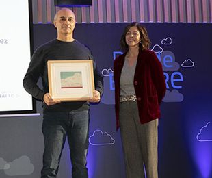 Oscar Cosín, ganador del V Concurso de relatos de la Fundación ENAIRE