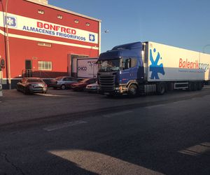 Transporte de productos en camiones frigoríficos a Baleares y Europa