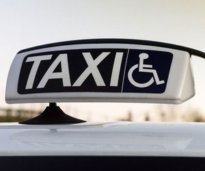 Taxi adaptado para minusválidos en Vila de Cruces