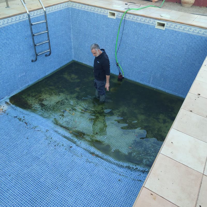 Reparación de piscinas: Servicios de Mantenimiento Aspi