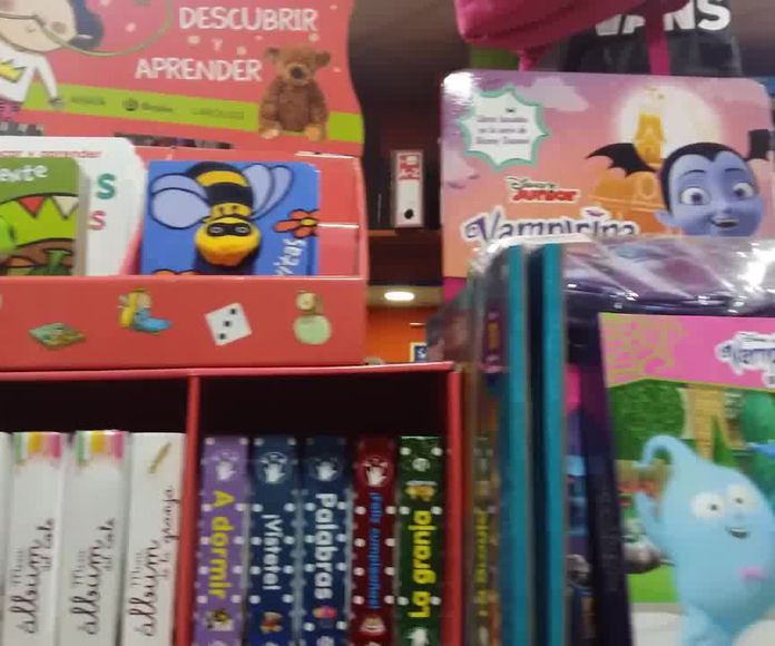 EL MAS AMPLIO SURTIDO DE LECTURA INFANTIL Y JUVENIL EN TU PAPELERIA DIEGO!!!!!