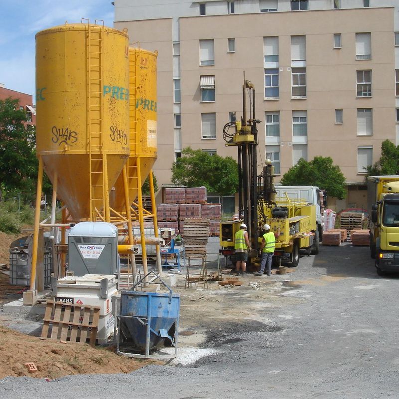 Asistencia Técnica a la Redacción del Estudio Geotécnico para el "Proyecto de nueva construcción de un edificio plurifamiliar aislado con PS+Local Comercial+4PP" . TM Martorell. (Barcelona). Ref. EG317-2010.
