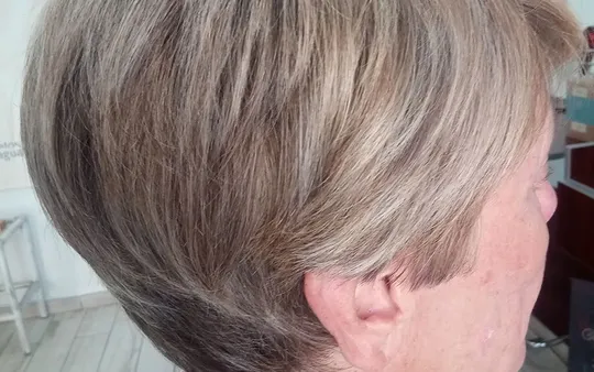 Trabajo de mechas babyligth y terminado con barros