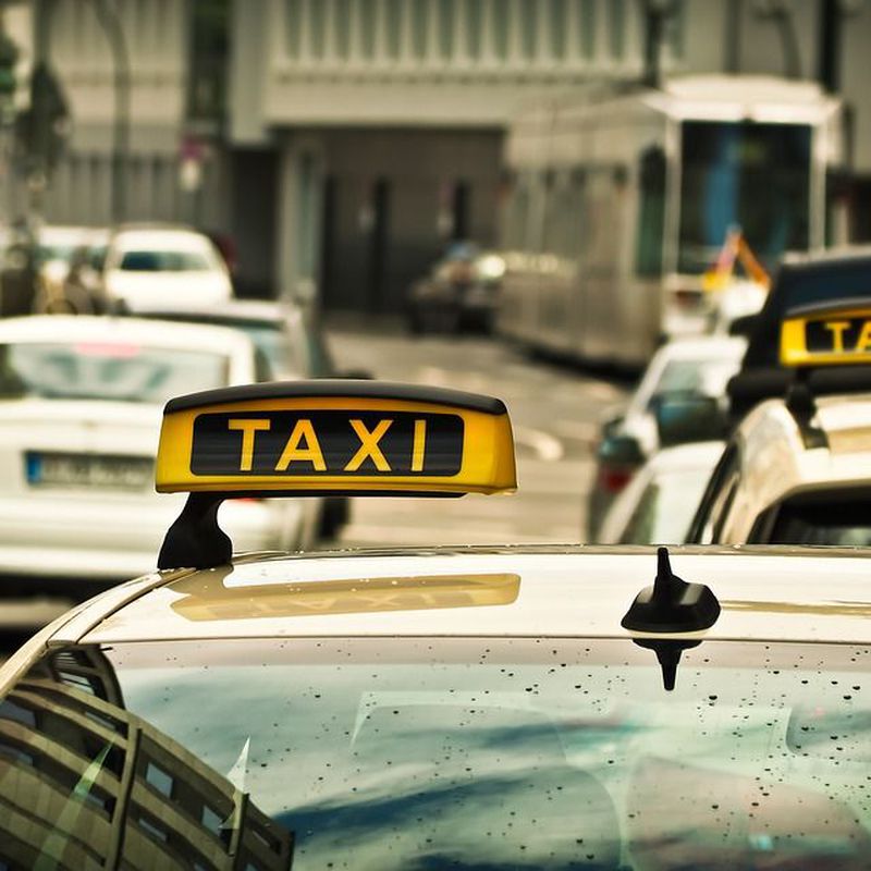 Taxi a particulares: Servicios de RAFAEL GARCÍA NAVARRO