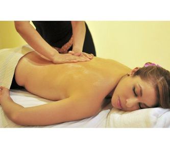 Kwantida Pampering: Servicios   de Kwantida Thai Massage & Spa