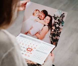 Diseña tu calendario con recuerdos fotográficos