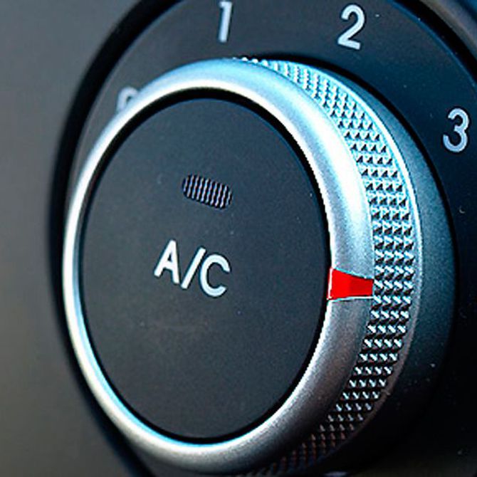 El mantenimiento del aire acondicionado del coche