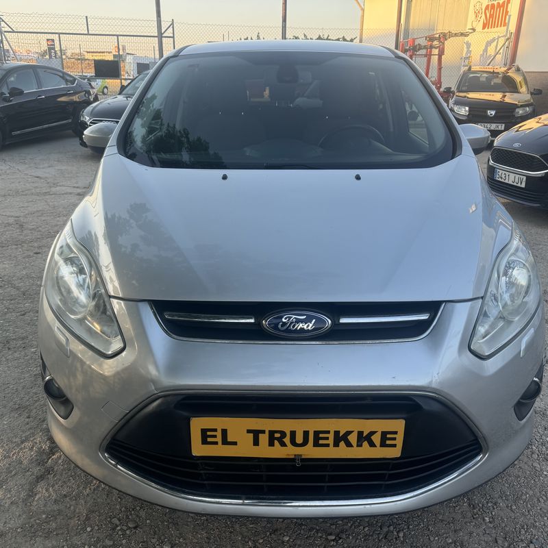 Ford C-Max 1.6 tdci 115 cv del 8/2012 con solo 150.000 km: Stock de Vehículos de El Truekke