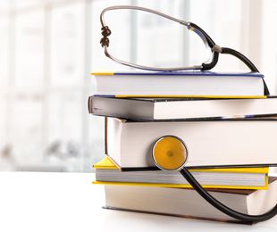 TRADUCCIÓN DE INFORMES MÉDICOS Y PERICIALES.