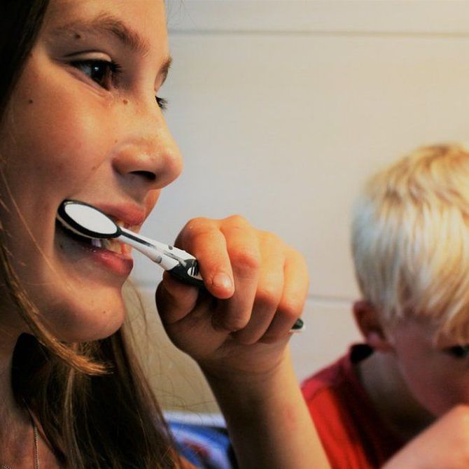 Aprende a cepillarte bien los dientes