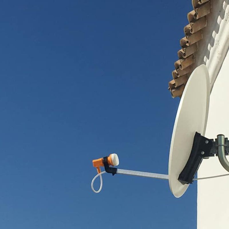 Confía en Sando' s para instalar antenas parabólicas