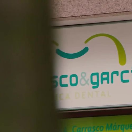 Estética dental en A Coruña | Clínica Dres. Carrasco y García