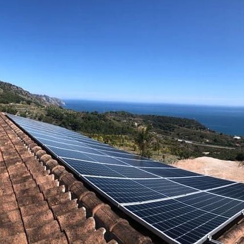 Instalación de placas solares en Almería