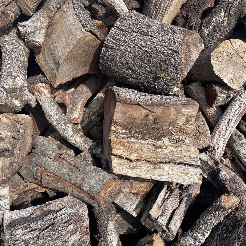 Venta de leña, carbón y pellets: Servicios de Biomasas Ruiz