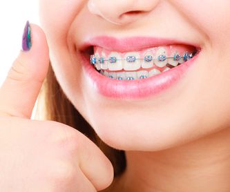 Cirugía dental: Tratamientos de Clínica Dental Del Valle