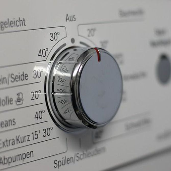 ¿Cómo ahorrar en el gasto de luz de nuestro frigorífico y lavadora?