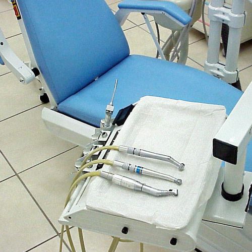 Cliníca Dentalblue - Lora del Río 