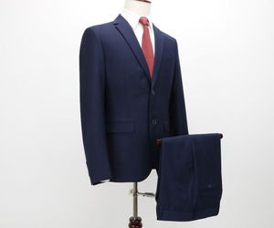 La importancia de un traje a medida en la imagen profesional
