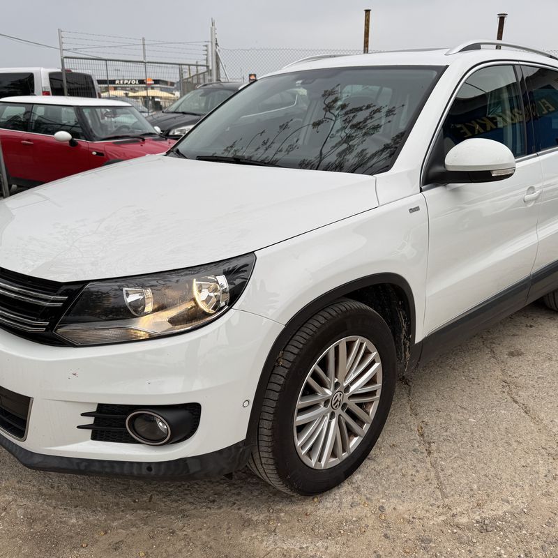 Volkswagen tiguan 2.0 tdi del 2014 con 179.000 km: Stock de Vehículos de El Truekke