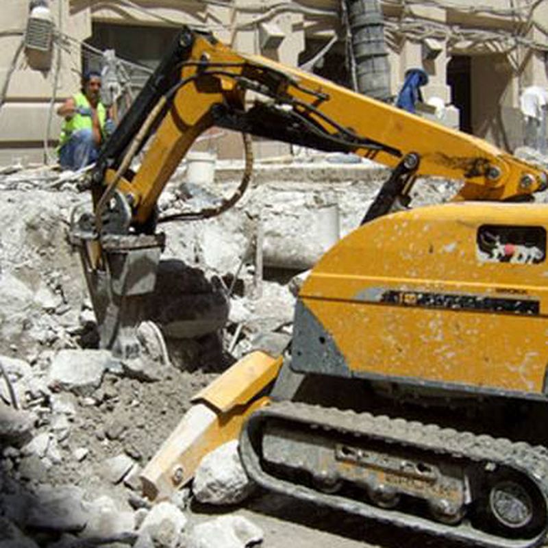 Demolición con robot: Servicios de Perforaciones y Corte de Hormigón Miguel
