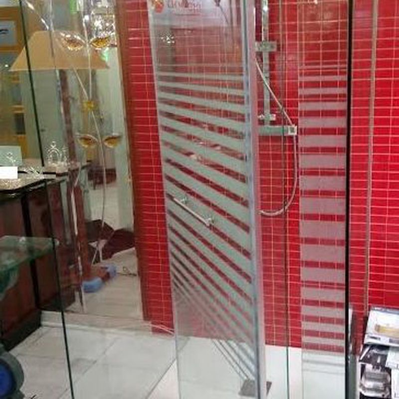 Mamparas de ducha para personas con movilidad reducida en Santurtzi