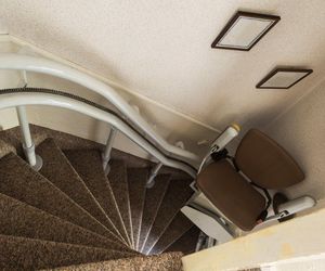 Sillas salvaescaleras para escaleras curvas: Soluciones a medida